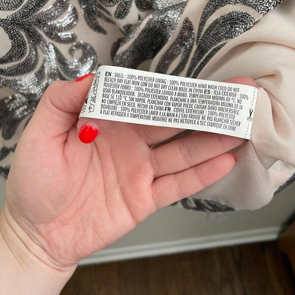 Forever 21 Sequin Shift Dress - Picture 4 of 7